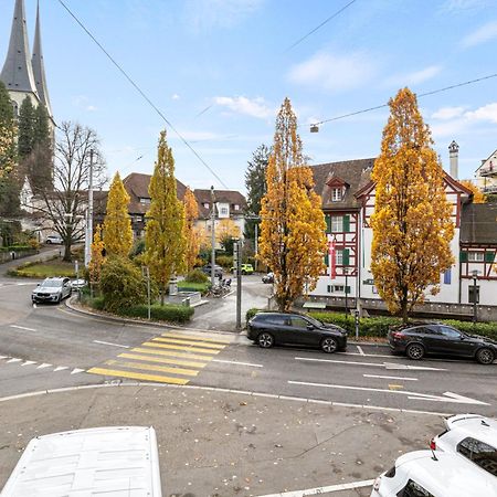 Bright, Central & Modern Apartment Lucerne Luaran gambar